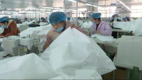 靈璧縣錦尚制衣 開(kāi)足馬力生產(chǎn)防護(hù)服助力抗疫